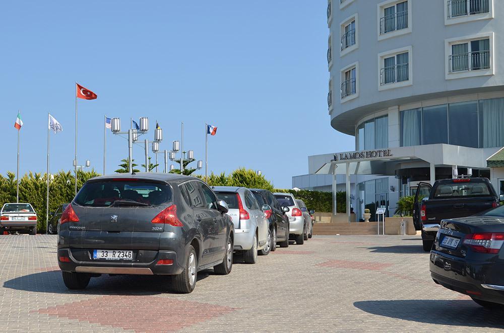 Lamos Resort Hotel & Convention Center Kumkuyu Exterior photo